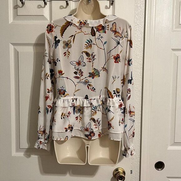 Abercrombie & Fitch Peplum Long Sleeve Blouse W/Butterflies Size Small - Picture 5 of 9